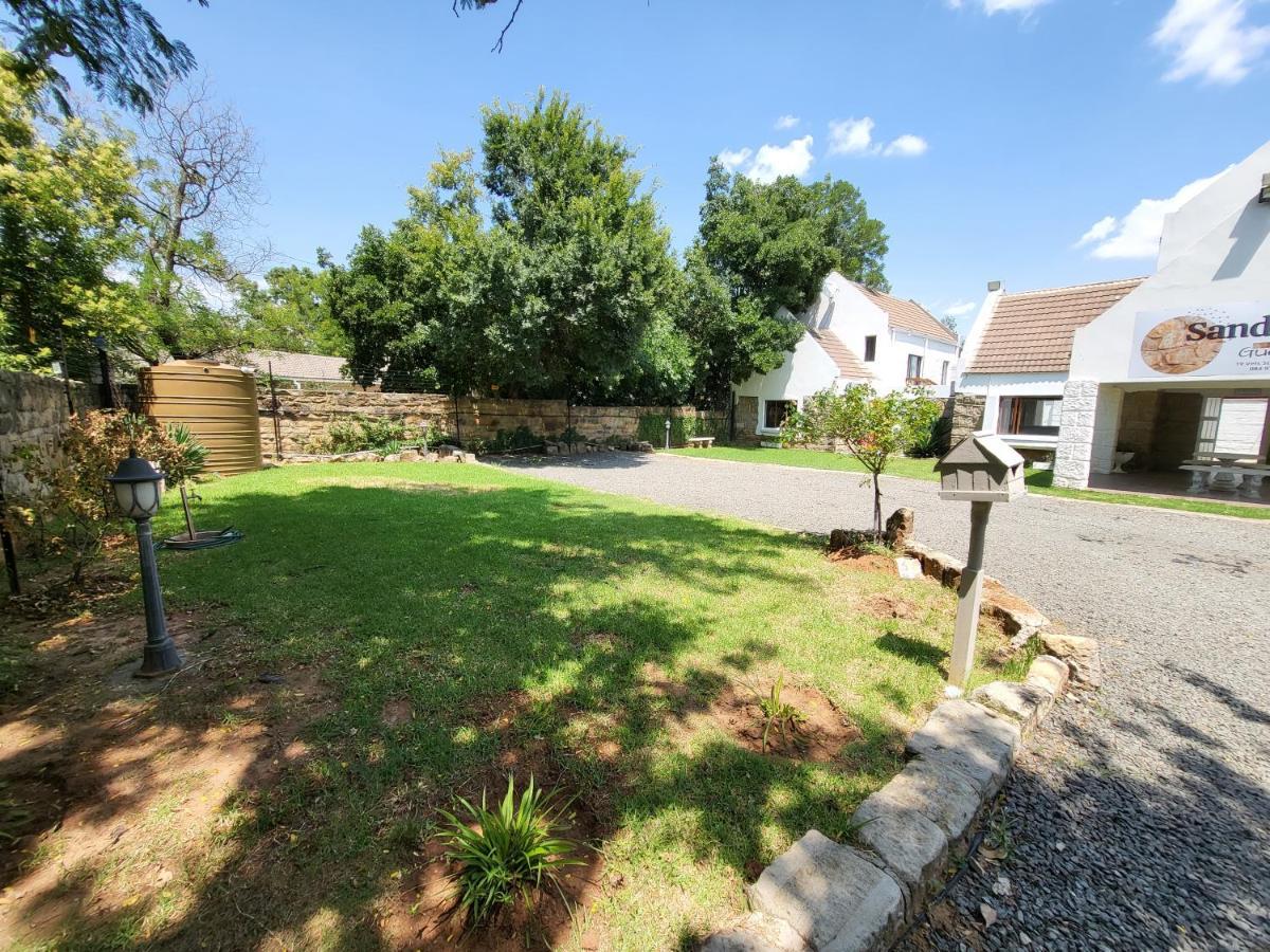 Sandstone Kroonstad Exterior foto